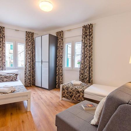 Apartment Vijoleta In City Centre 斯普利特 外观 照片