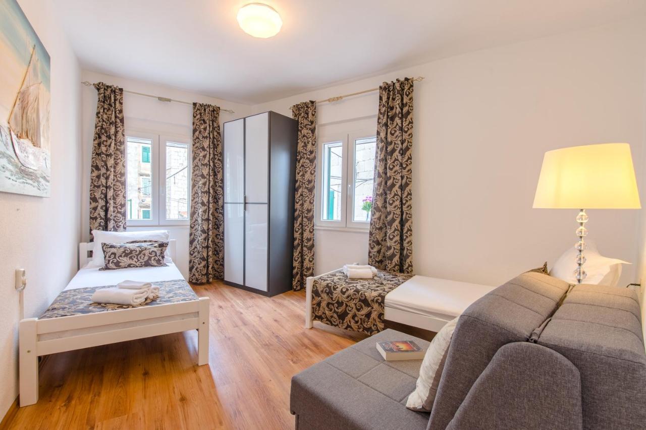 Apartment Vijoleta In City Centre 斯普利特 外观 照片